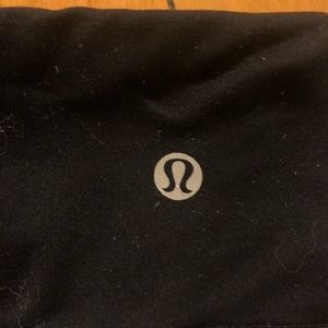 Black lululemon wunderunders